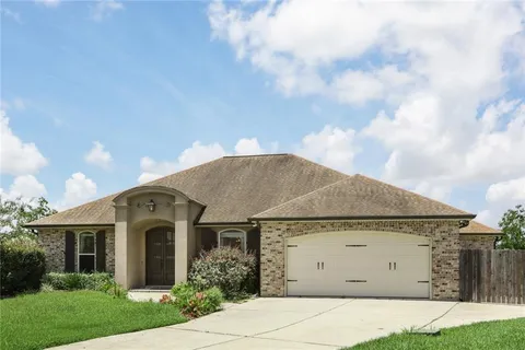 $500,000 | 129 New Hope Road, Belle Chasse, LA 70037