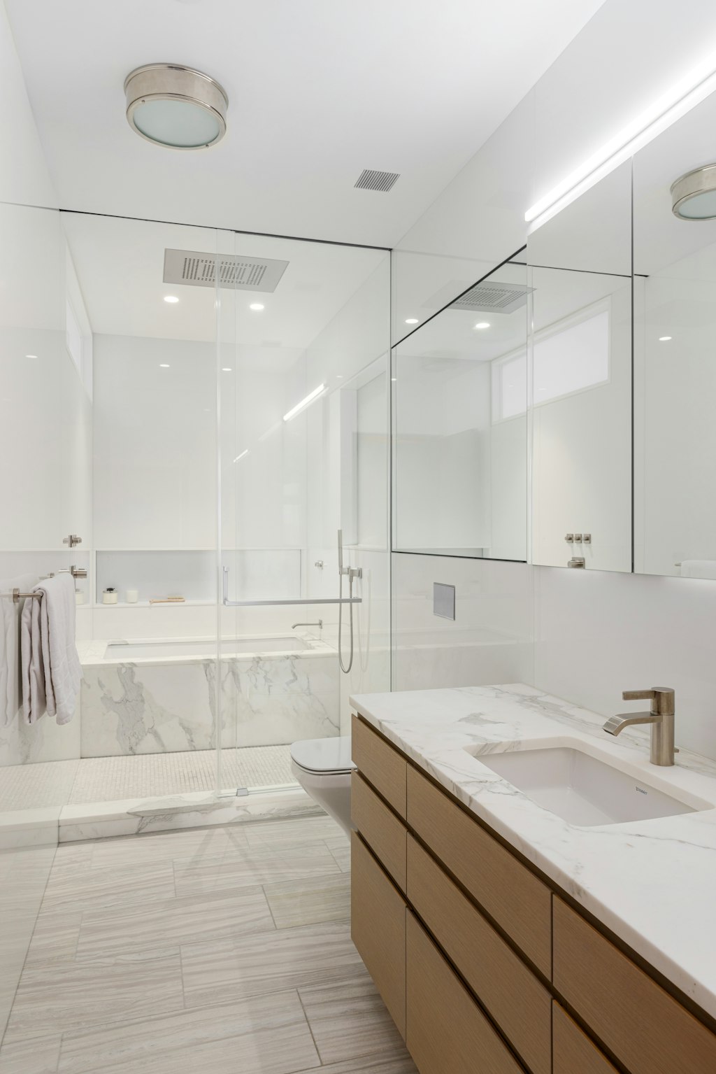 125 West 87th Street Manhattan, NY 10024 - Photo 13 of 27 a bathroom with a sink and a mirror