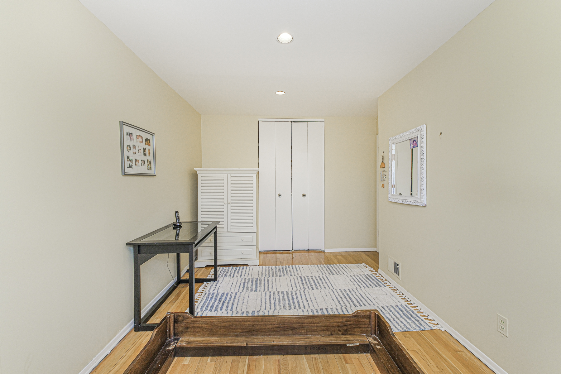 97 Dogwood Lane Staten Island, NY 10305 - Photo 15 of 22 a view of room with furniture and wooden floor