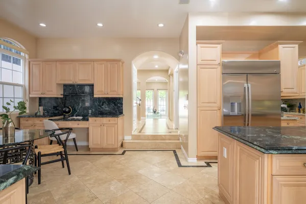 $2,895,000 | 134 Voyage Mall, Marina del Rey, CA 90292