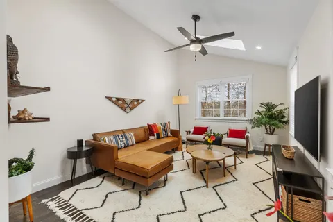 $750,000 | 1 Maple Street, Unit 1, Maynard, MA 01754