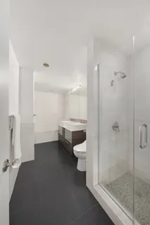 $1,990,000 | 125 West 22nd Street, Unit 9C | Chelsea