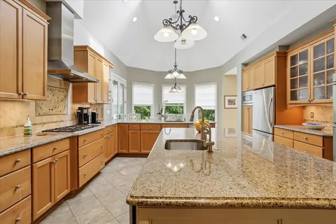 $2,475,000 | 11736 Gainsborough Road, Potomac, MD 20854
