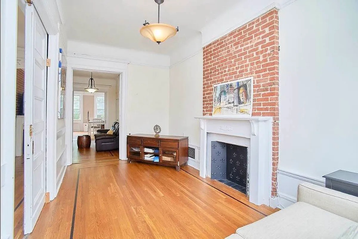 578 West 183rd Street Manhattan, NY 10033 - Photo 5 of 31