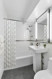 $2,399,999 | 411 East 53rd Street, Unit 19D | Sutton Place