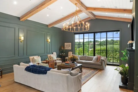 $3,900,000 | 28 Club Estates Parkway, Austin, TX 78738