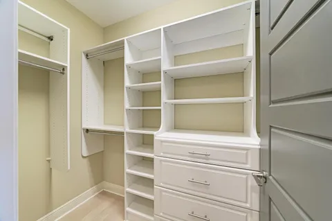 $949,000 | 826 Honeyflower Loop, Bradenton, FL 34212