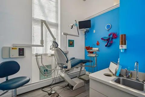 $875,000 | 273 Monmouth Street, Unit 1A, Jersey City, NJ 07302