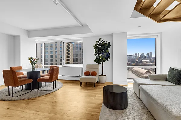 446 Kent Avenue, Unit PHC Brooklyn, NY 11249 - Photo 13 of 15