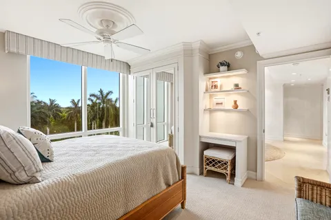 $2,550,000 | 7515 Pelican Bay Boulevard, Unit 5C, Naples, FL 34108