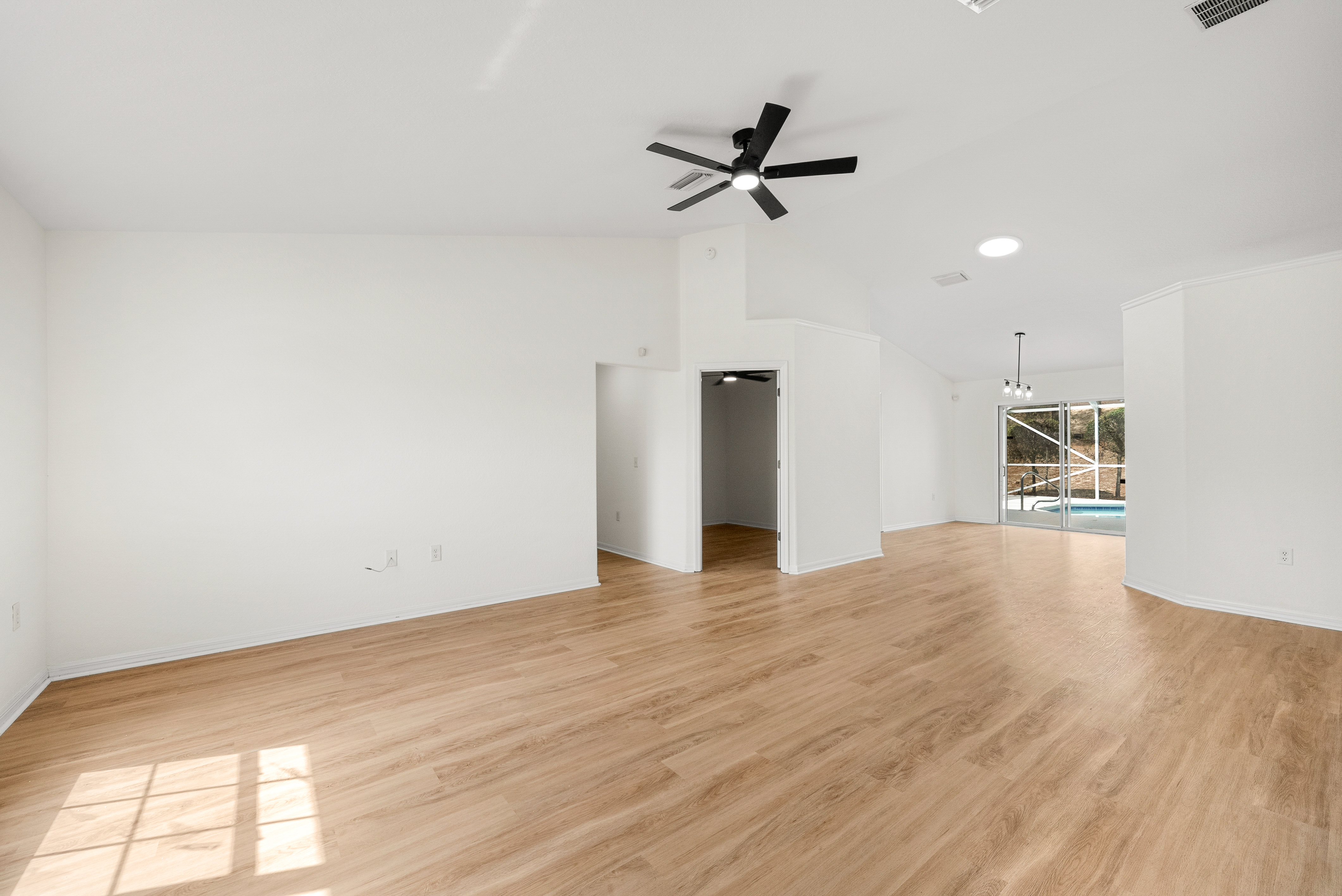 8361 Southwest 135 Loop Ocala, FL 34473 - Photo 2 of 26