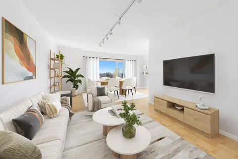 $1,499,000 | 60 East 8th Street, Unit 20N | Greenwich Village