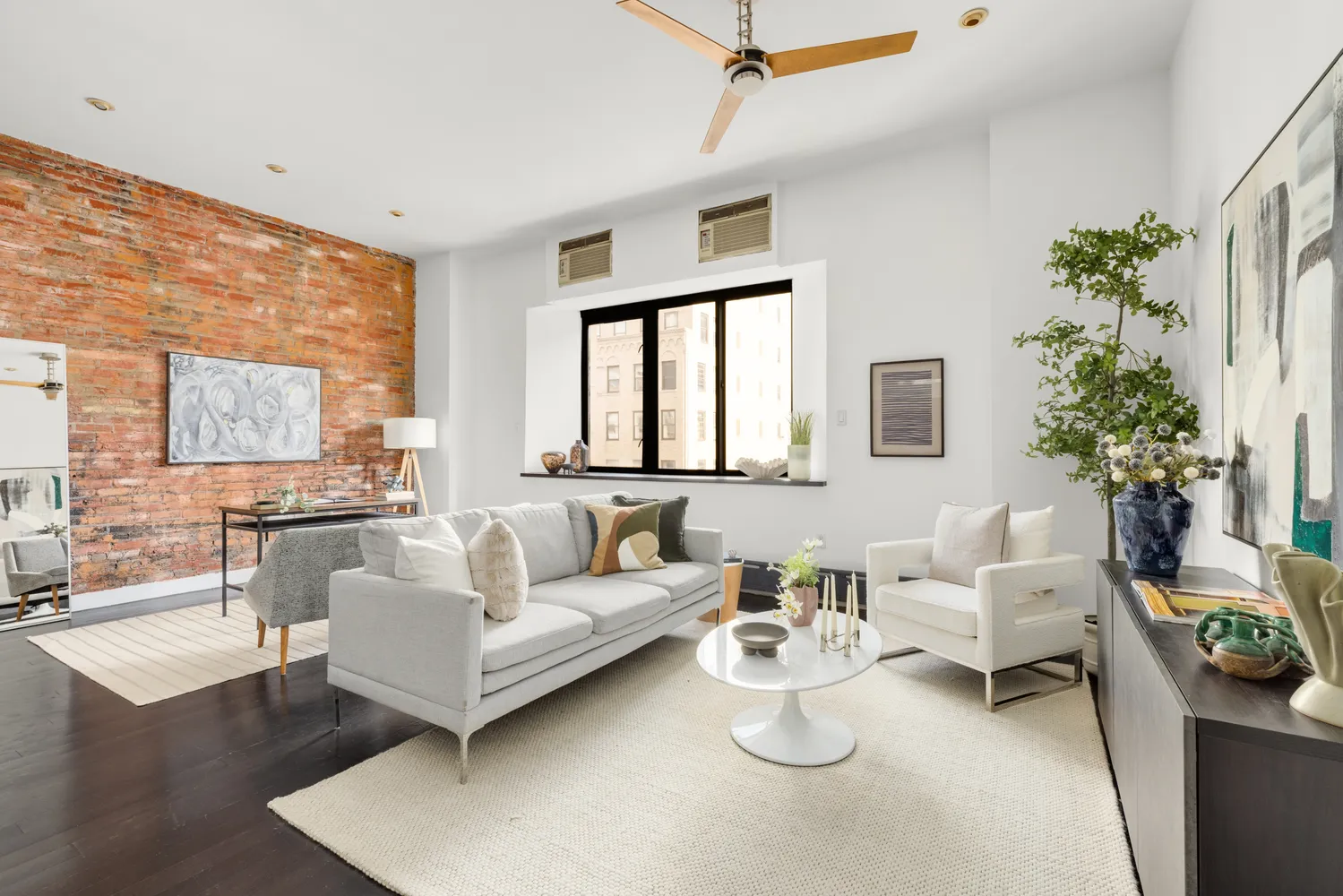 $699,000 | 372 5th Avenue, Unit 7L | Midtown South