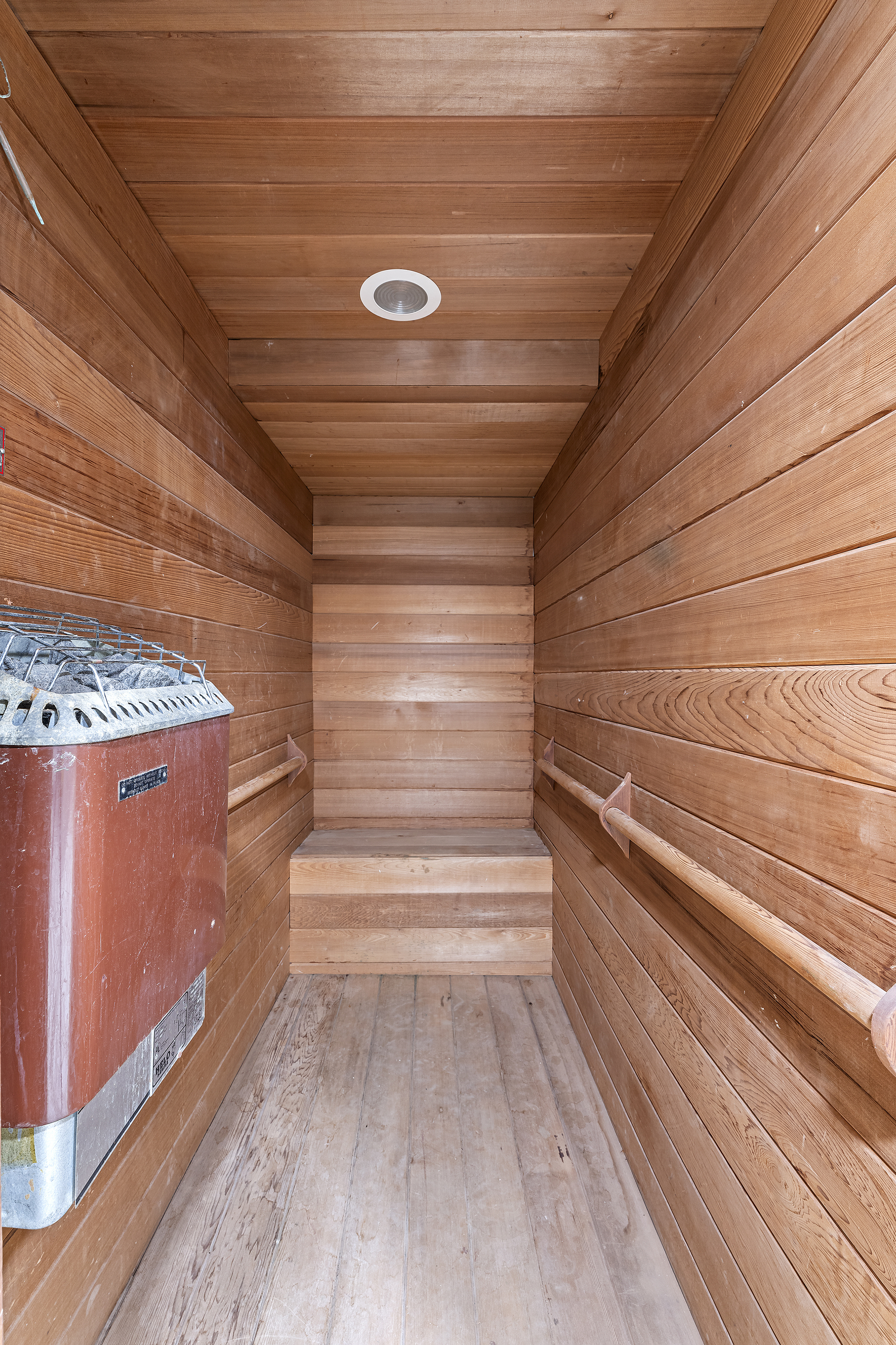 21 West 70th Street Manhattan, NY 10023 - Photo 11 of 12 a view of entryway