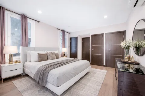 $2,495,000 | 153 Amherst Street | Manhattan Beach