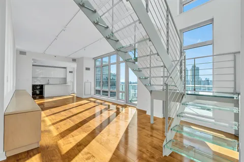 $17,500 | 2 Northside Piers, Unit PH2 | Williamsburg