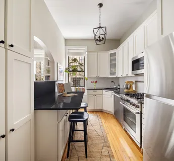 $795,000 | 670 President Street, Unit 1C | Park Slope