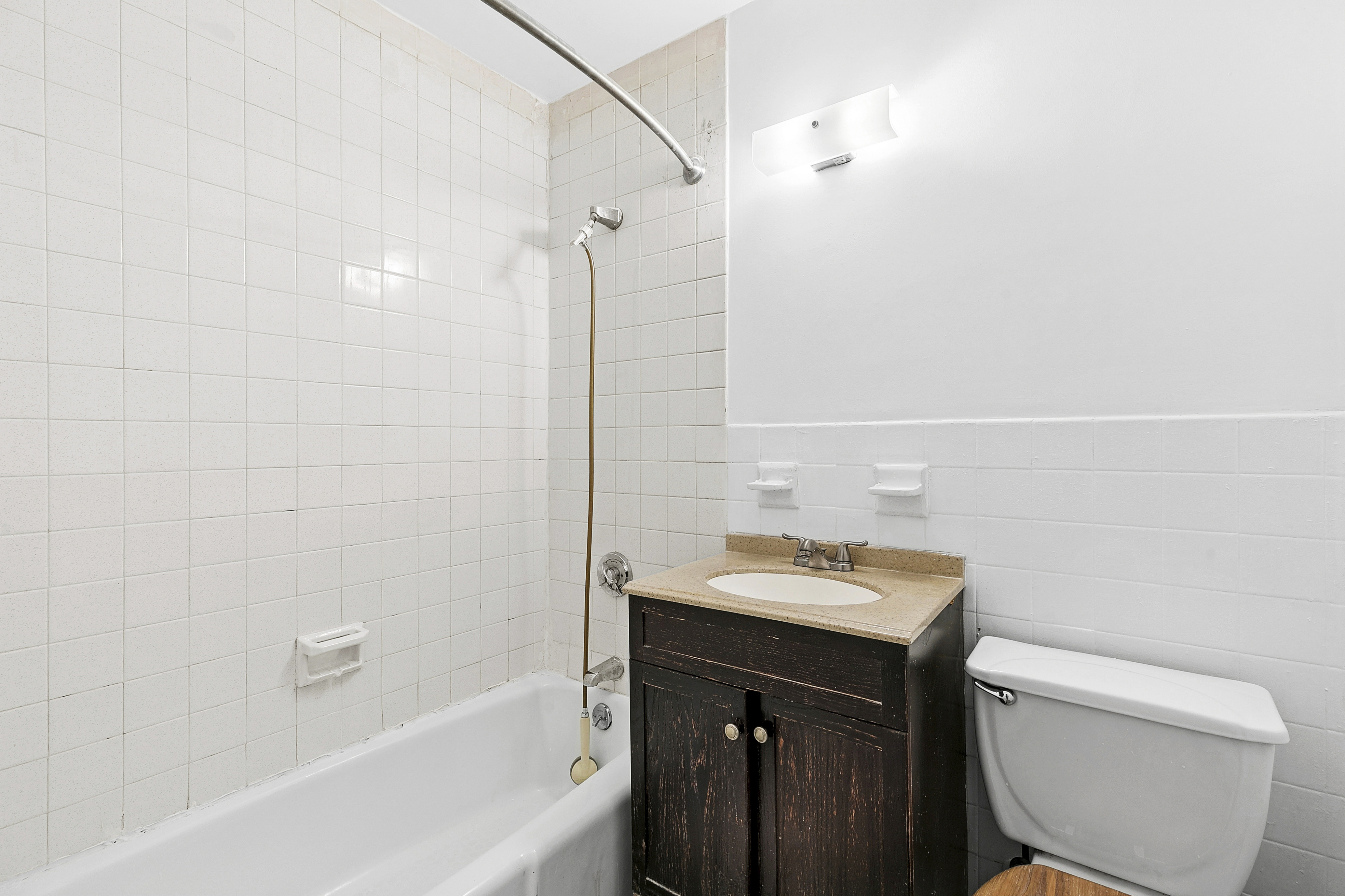609 Columbus Avenue, Unit 16C Manhattan, NY 10024 - Photo 7 of 8