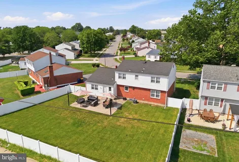 $425,000 | 19 Valley Forge Road, New Castle, DE 19720