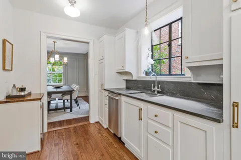 $2,395,000 | 2921 Legation Street Northwest, Washington, DC 20015