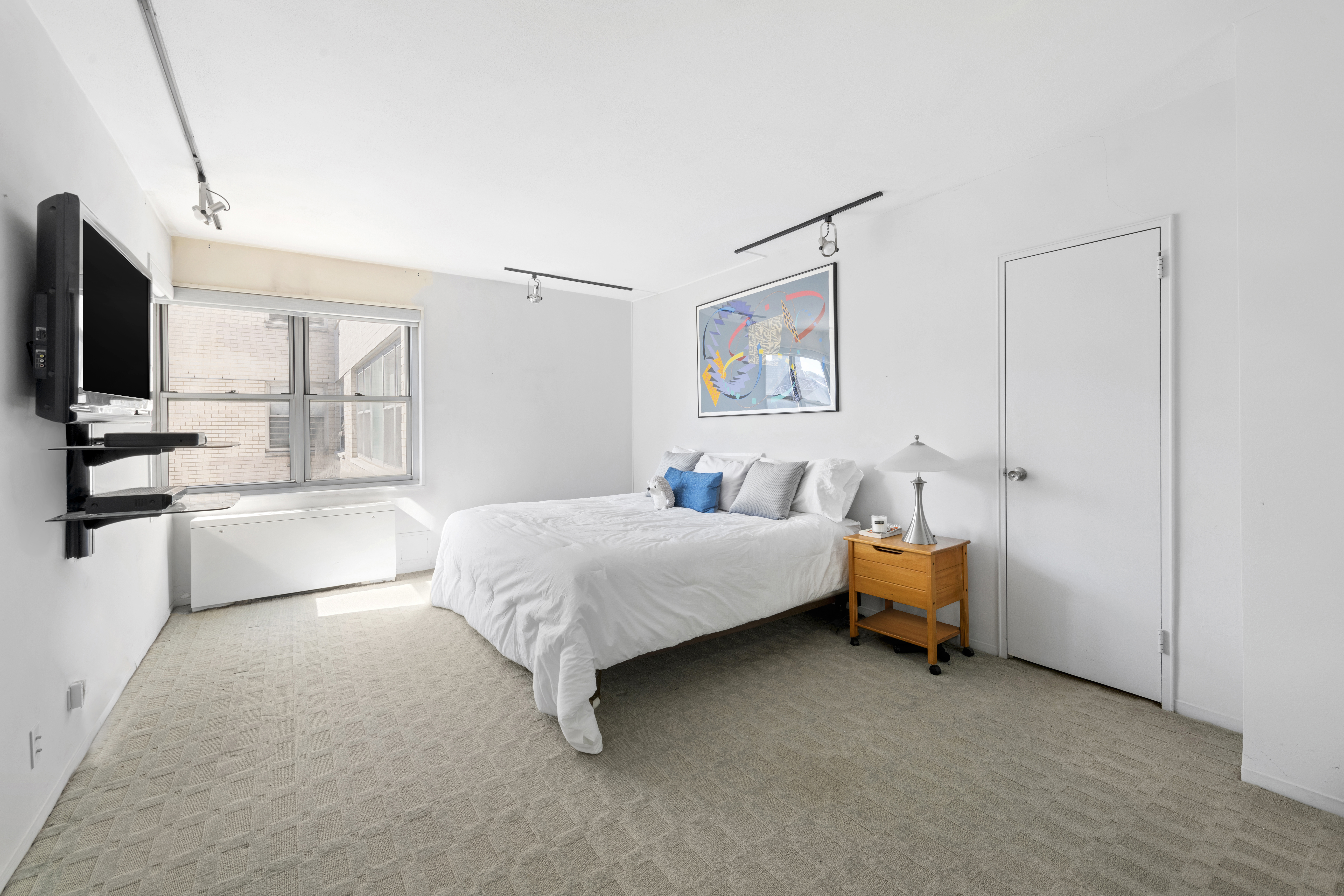 400 East 56th Street, Unit 38S Manhattan, NY 10022 - Photo 4 of 8