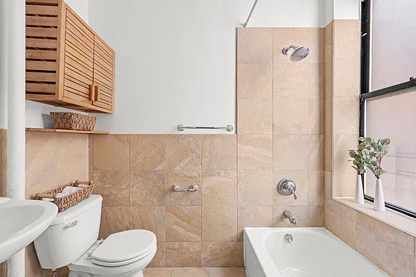 53 Stanton Street, Unit 3BB Manhattan, NY 10002 - Photo 6 of 7