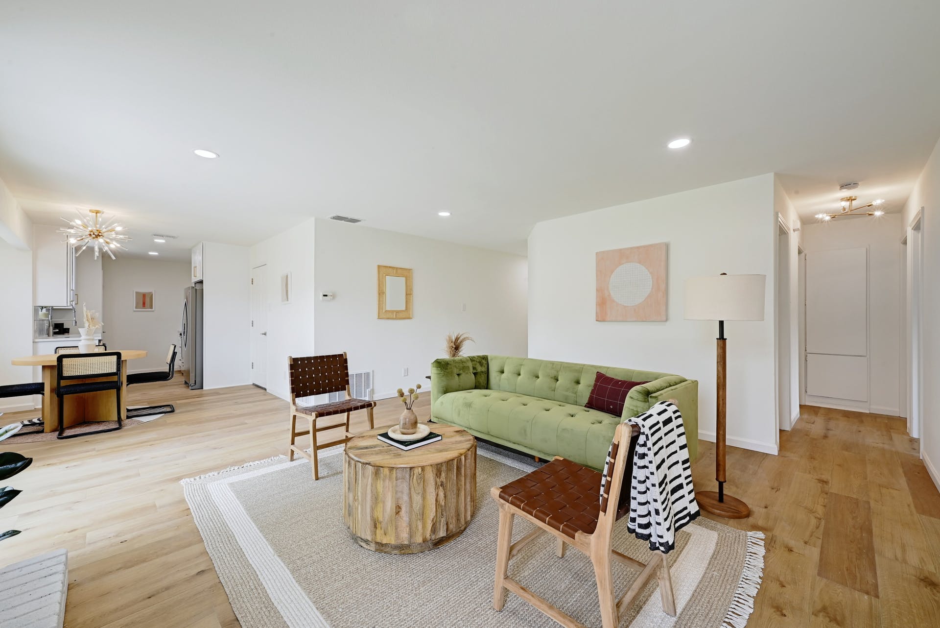 6606 Aldford Circle Austin, TX 78745 - Photo 7 of 32