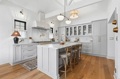 Contact Agent | 77 Donelson Street, Nashville, TN 37210