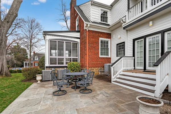 $2,295,000 | 600 Upland Place, Alexandria, VA 22301
