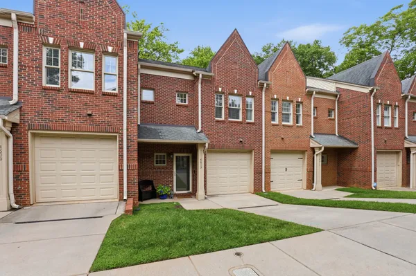 $485,000 | 4613 Dabney Vigor Drive, Charlotte, NC 28209