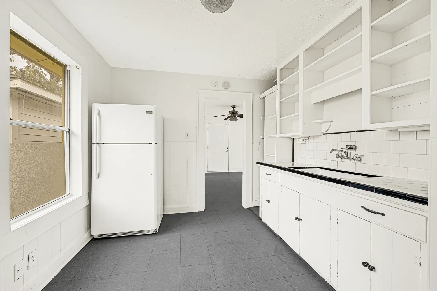 $1,200 | 969 Wakefield Drive, Houston, TX 77018