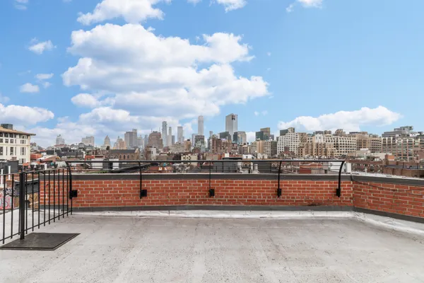$4,500 | 105 MacDougal Street, Unit 16 | Greenwich Village