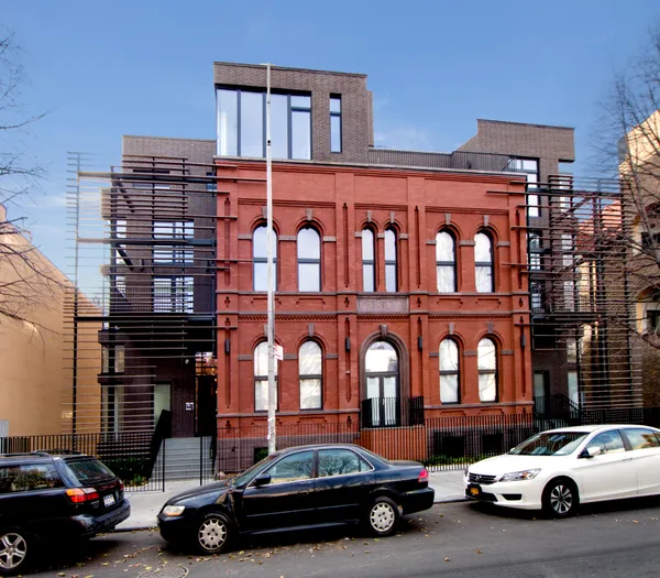 $14,500 | 533 Leonard Street, Unit 1B | Greenpoint