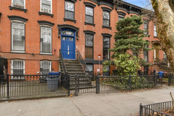 $3,785 | 356 Halsey Street, Unit 2 | Bedford-Stuyvesant