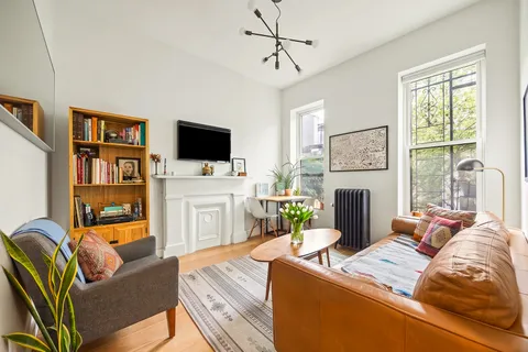 $929,000 | 252 Greene Avenue, Unit 2B | Clinton Hill