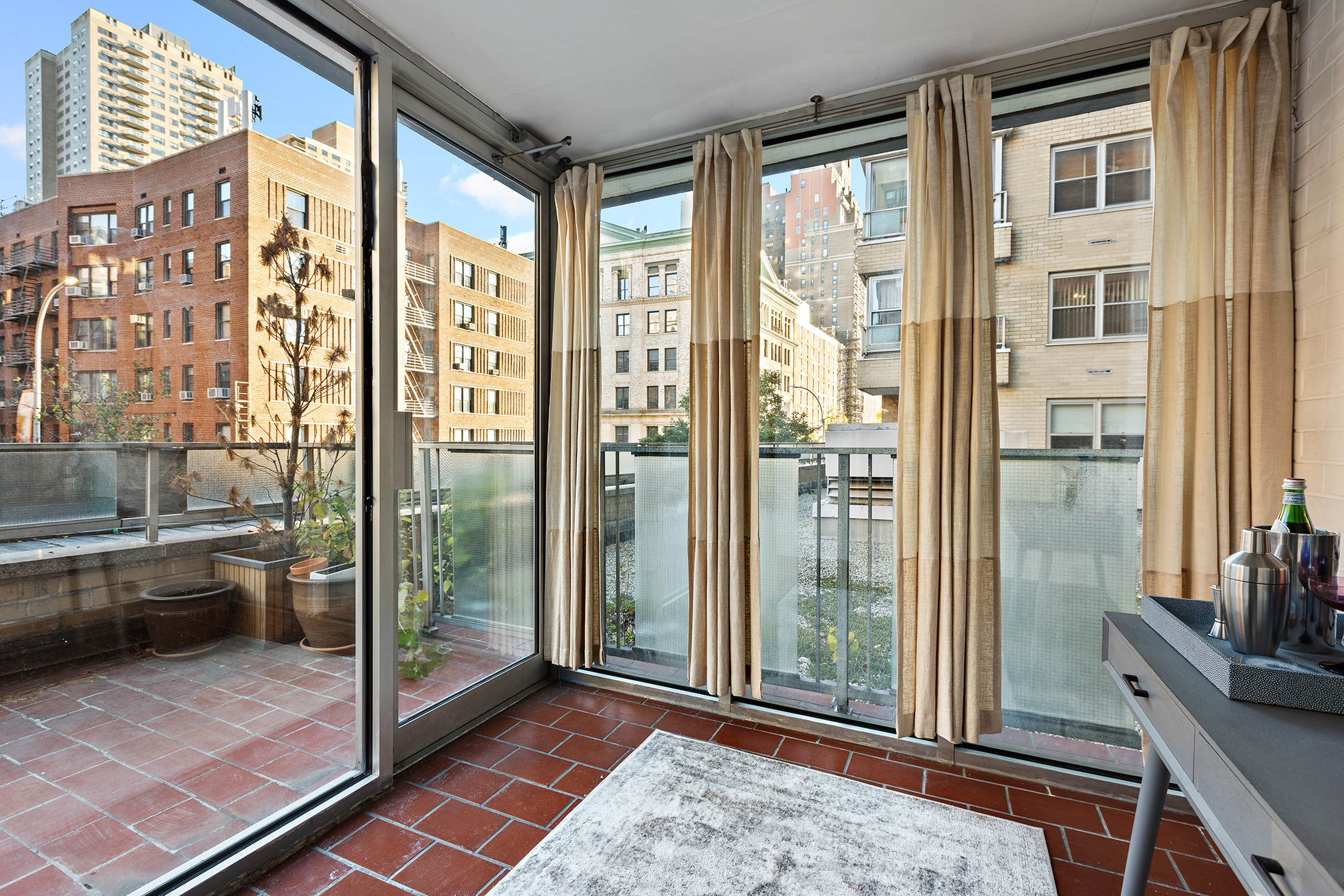 20 East 9th Street, Unit 3D Manhattan, NY 10003 - Photo 3 of 24