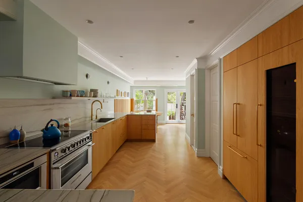 $18,500 | 366 6th Avenue | Park Slope