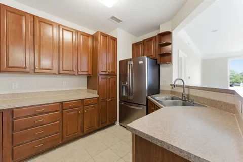 $277,854 | 14241 Kings Crossing Boulevard, Unit 411, Boyds, MD 20841