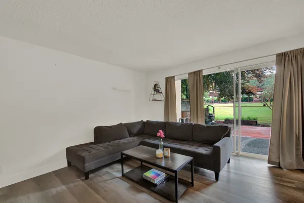 $578,000 | 3161 Valley Green Lane, Napa, CA 94558