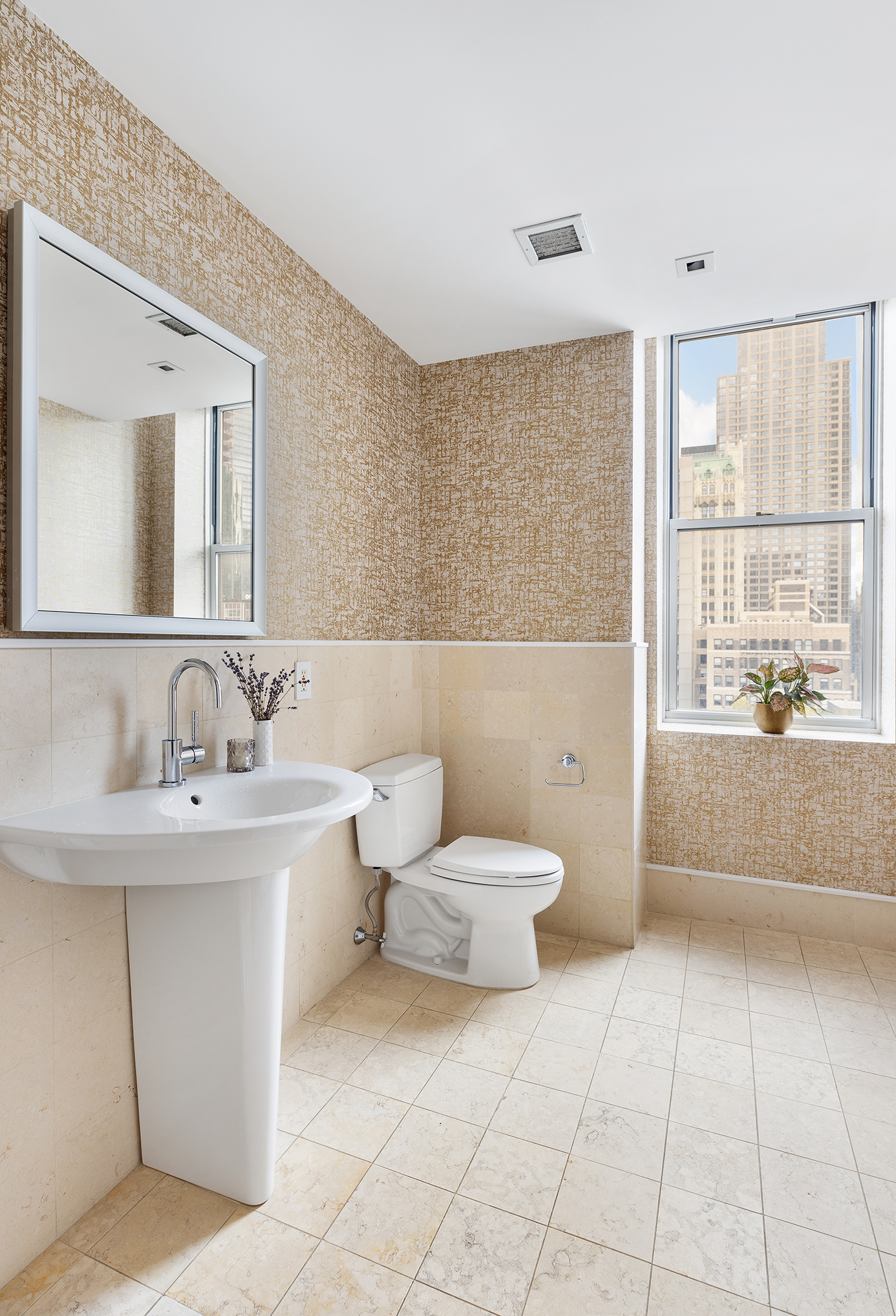 270 Broadway, Unit 18D Manhattan, NY 10007 - Photo 5 of 22