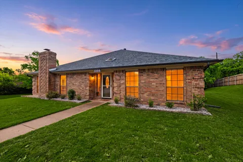 $375,000 | Address Upon Request, Benbrook, TX 76126