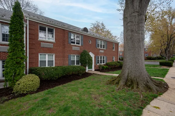 Contact Agent | 6 Ashby Street, Unit Undisclosed, Alexandria, VA 22305