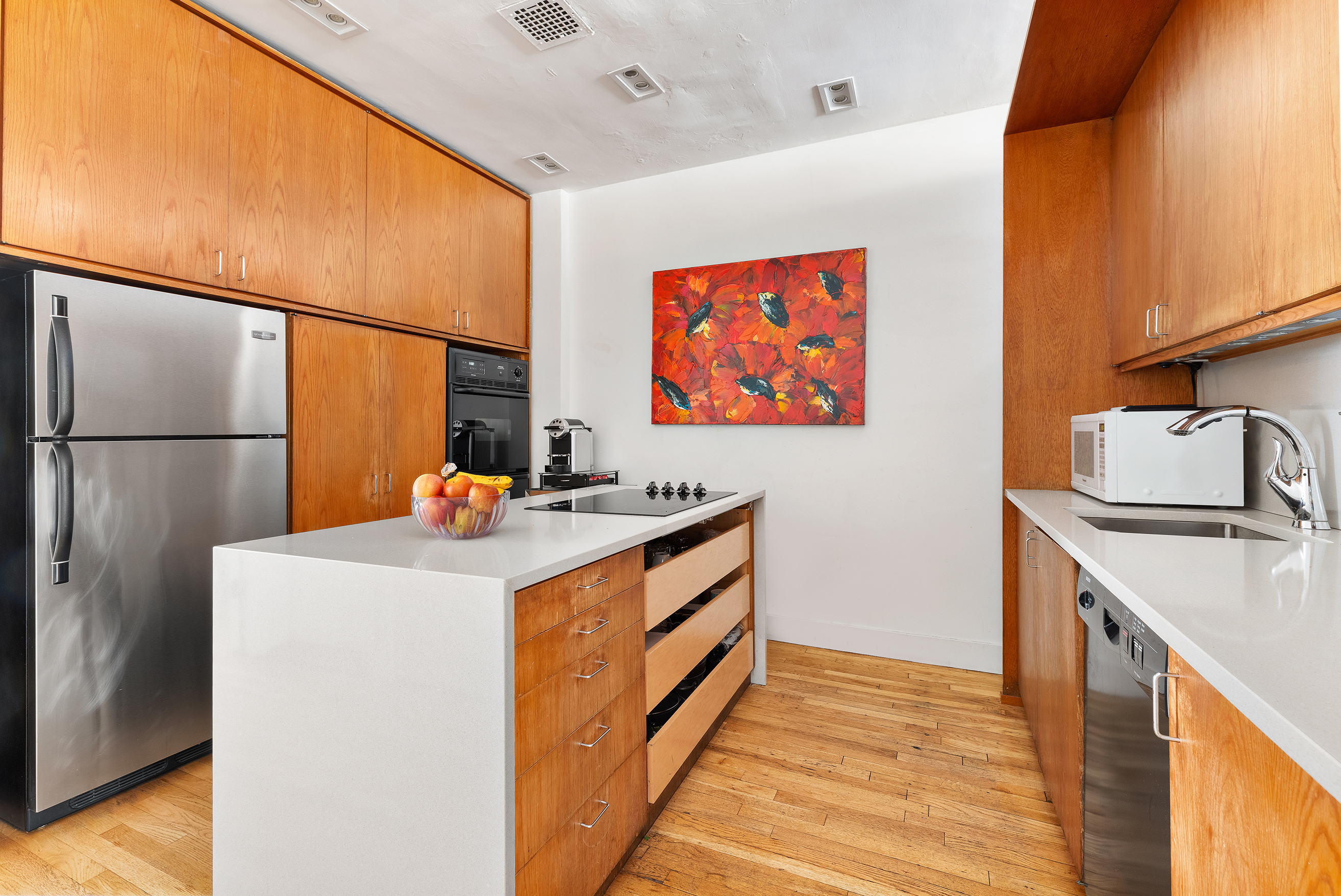 54 East 66th Street Manhattan, NY 10065 - Photo 14 of 19