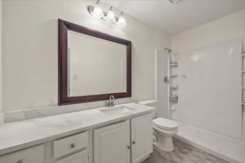 $255,000 | 2504 Brook Hollow Court, Mesquite, TX 75150
