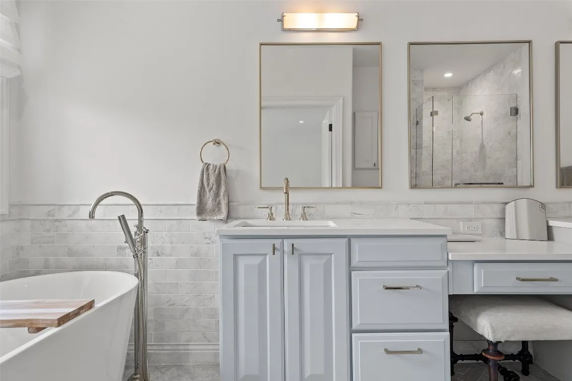 $1,100,000 | 2226 Westlake Drive, Unit 1, Austin, TX 78746