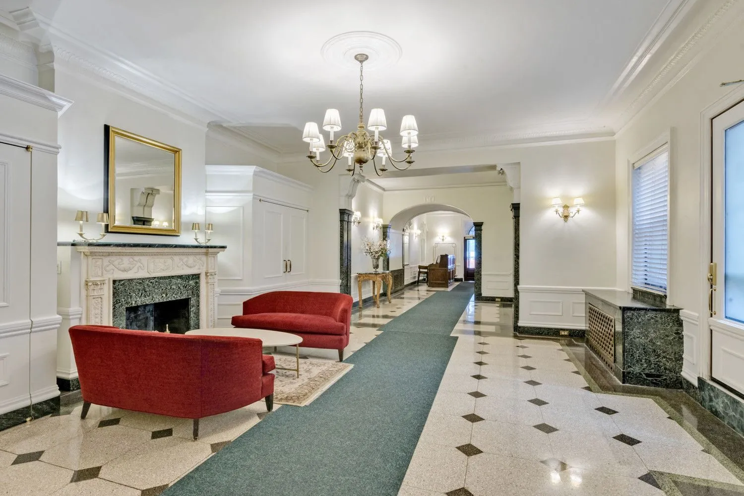 $799,000 | 440 West End Avenue, Unit 8F | Upper West Side