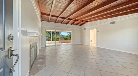 $525,000 | 2452 Whippoorwill Circle, Sarasota, FL 34231