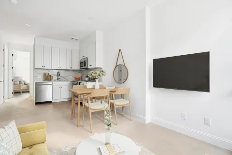 $8,400 | 306 Court Street, Unit 1 | Carroll Gardens