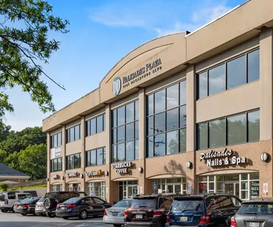 $2,500,000 | 5136 Macomb Street Northwest, Washington, DC 20016