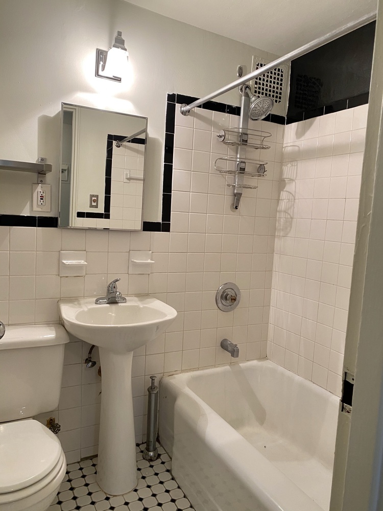 108 Perry Street, Unit 4B Manhattan, NY 10014 - Photo 4 of 6